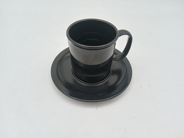 Cambro tea cup with saucer black
